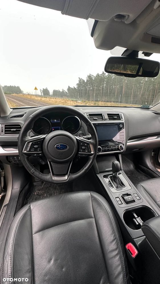 Subaru Outback 2.5i Exclusive - 9