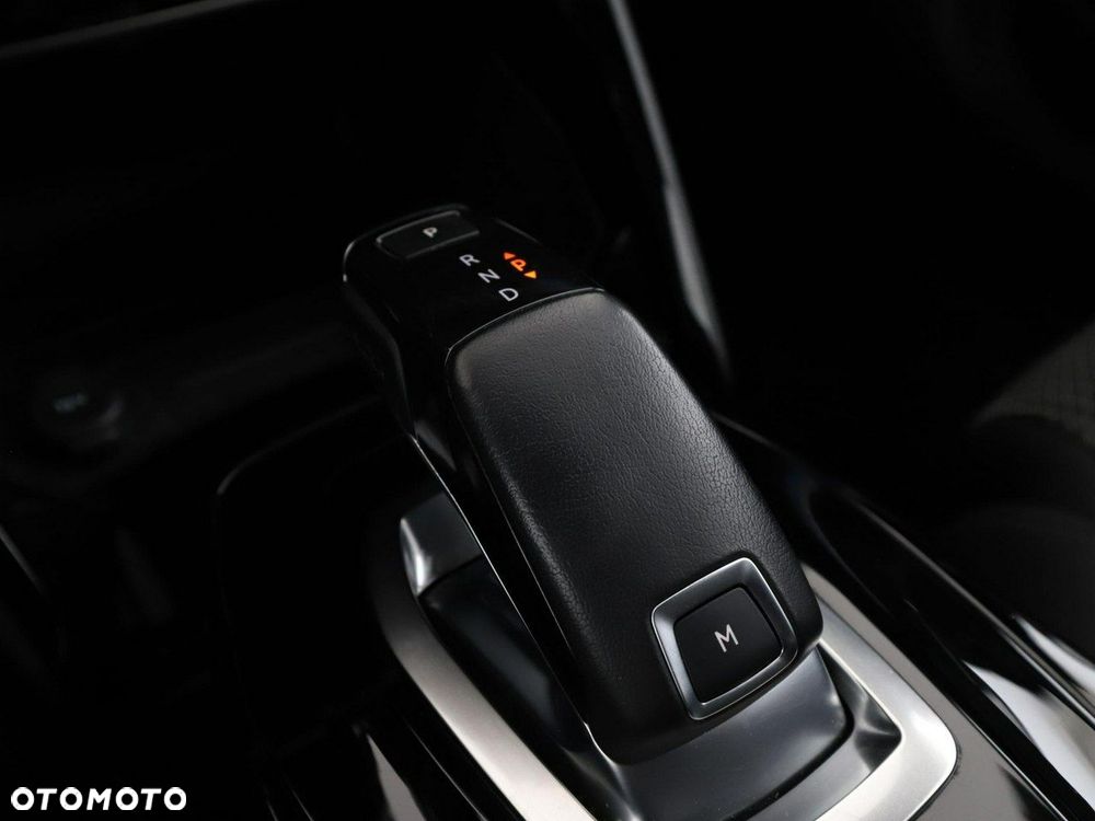 Peugeot 2008 1.2 PureTech GT Line S&S EAT8 - 30