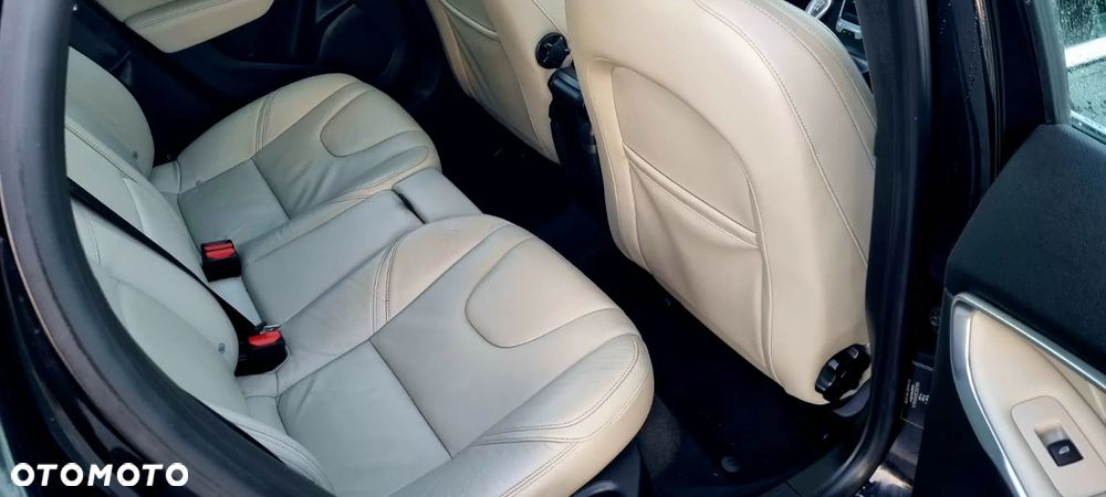 Volvo V40 D2 Summum - 17