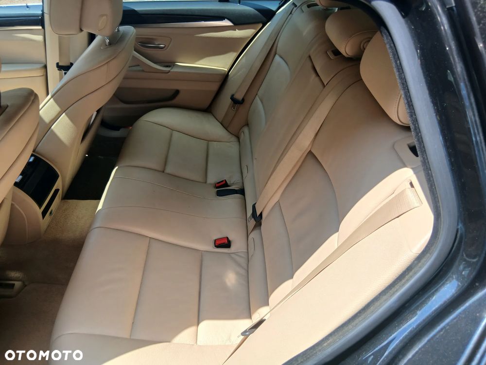 BMW Seria 5 - 10