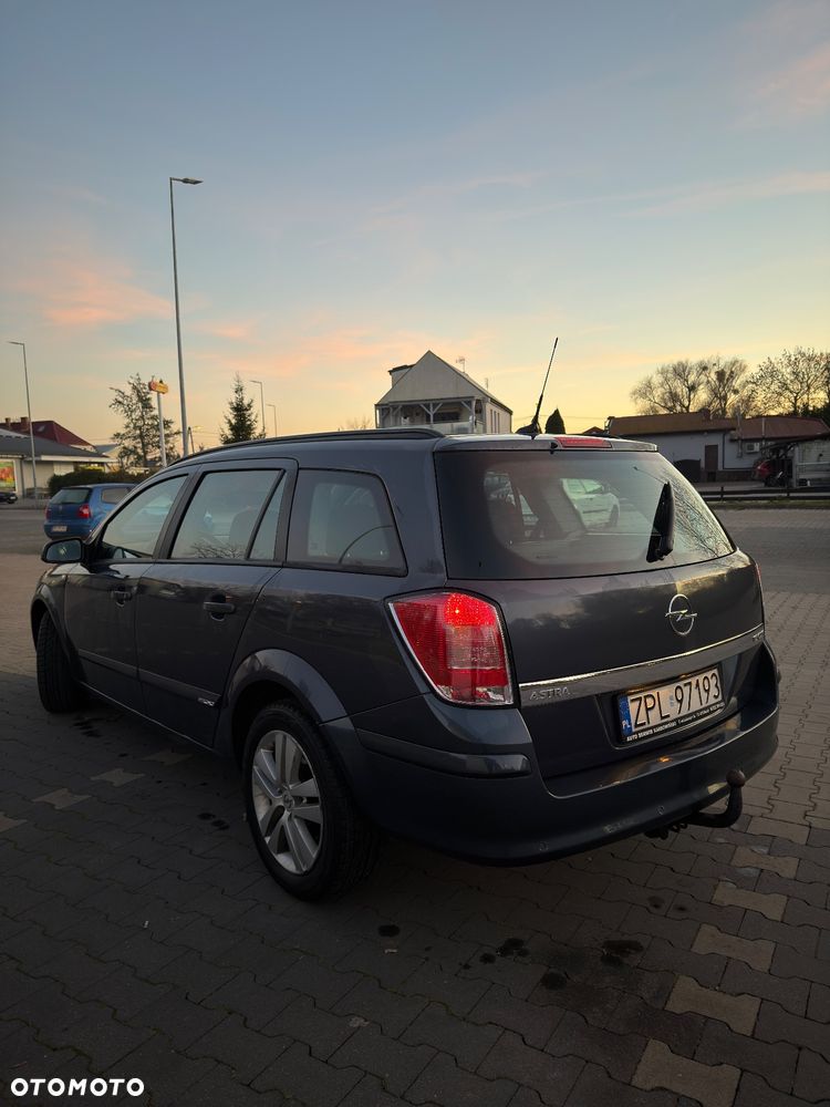 Opel Astra III 1.9 CDTI Sport - 3