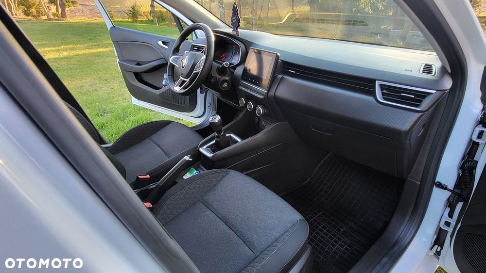Renault Clio - 8