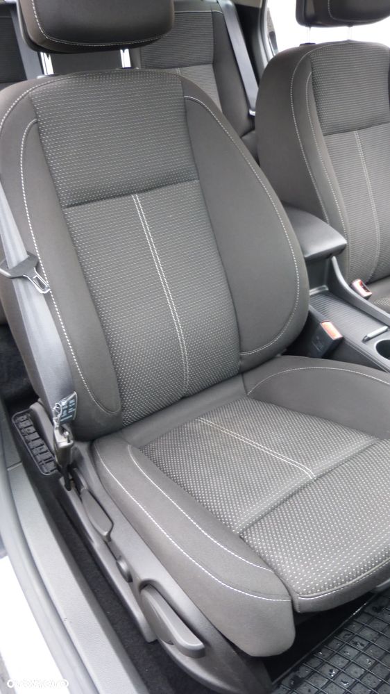 Opel Astra 1.4 Turbo Exklusiv - 19