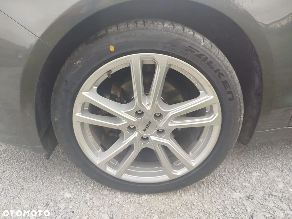 Ford Mondeo 2.0 TDCi Titanium PowerShift - 30