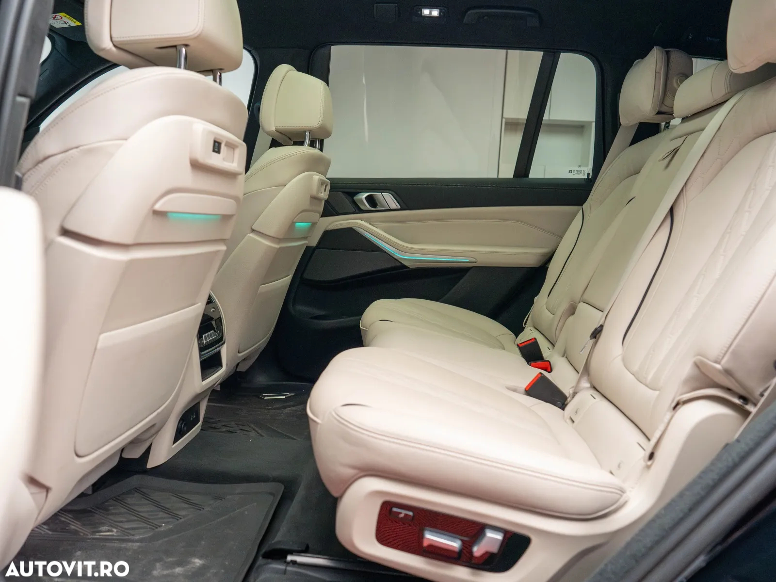 BMW X7 M50i - 14