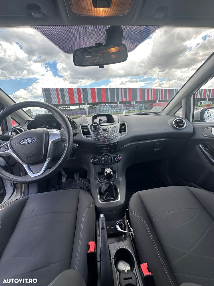 Ford Fiesta 1.5 TDCi Champions Edition - 10