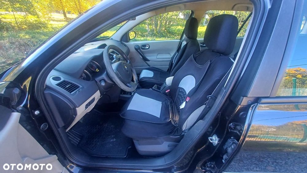 Renault Megane - 12