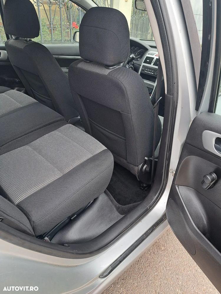 Peugeot 307 - 6