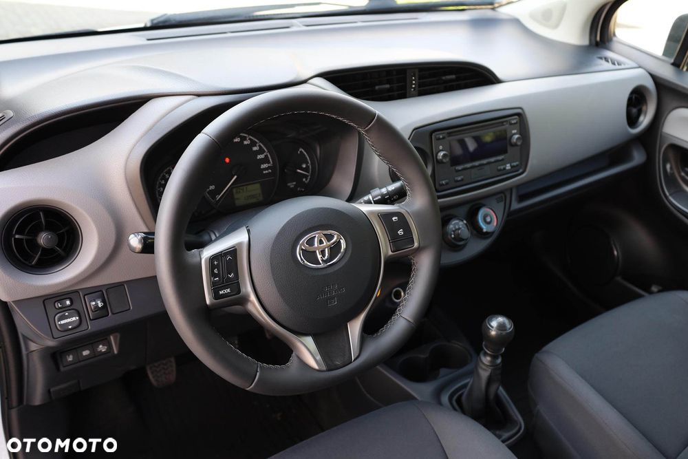 Toyota Yaris 1.5 Active - 13