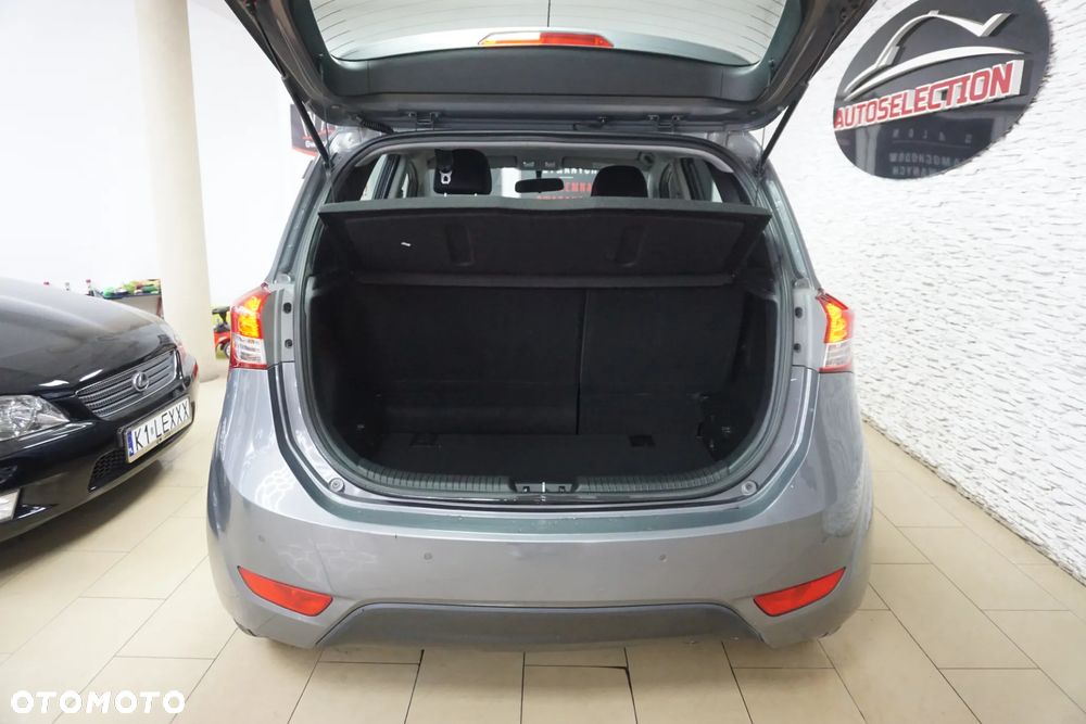 Hyundai ix20 1.4 CRDi Comfort - 11