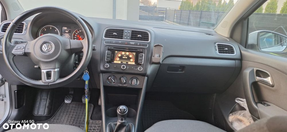 Volkswagen Polo 1.6 TDI Blue Motion Technology Comfortline - 4