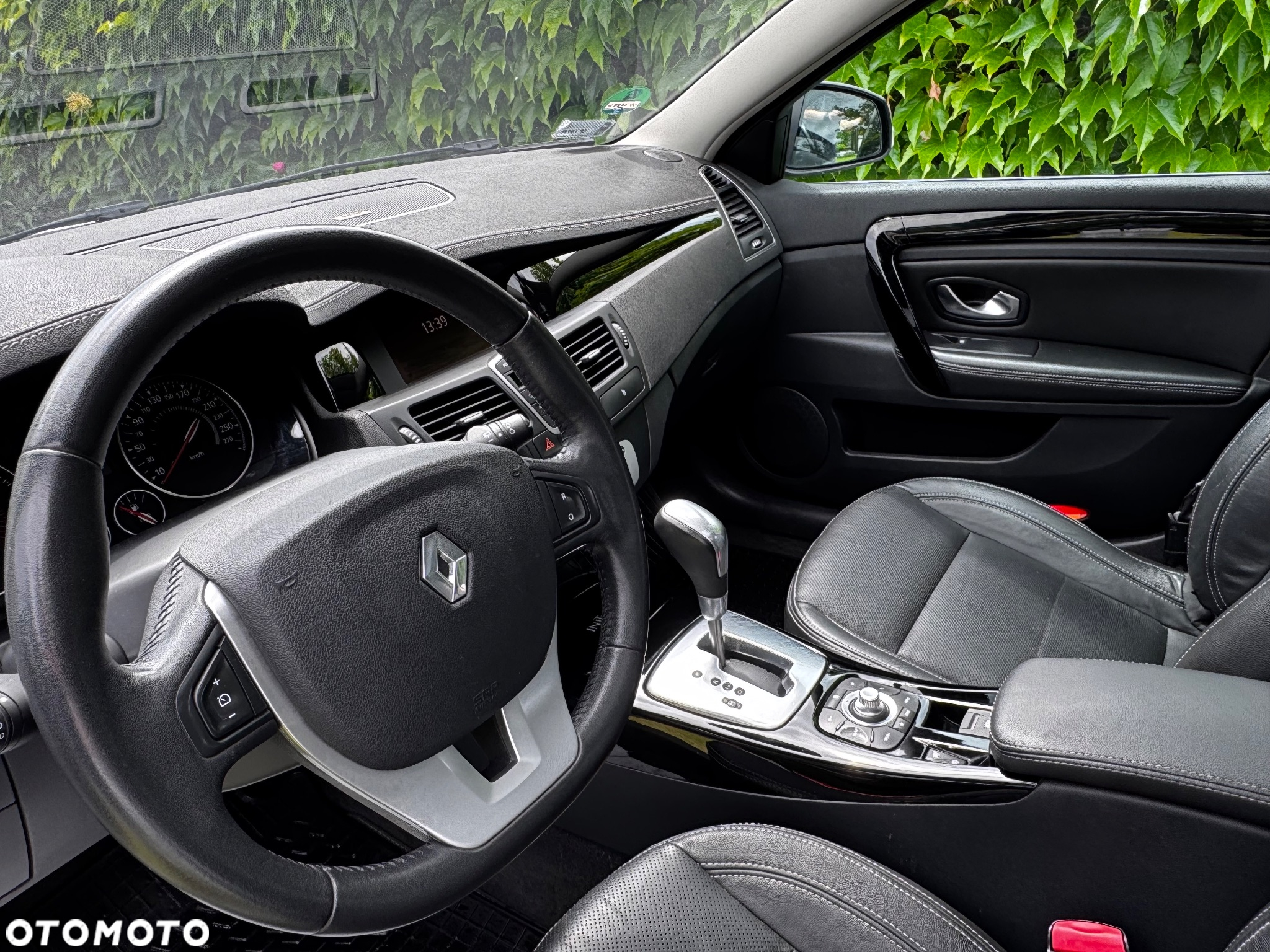 Renault Laguna Grandtour dCi 175 FAP Initiale - 9