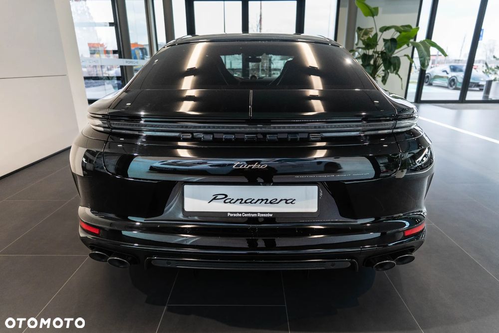 Porsche Panamera Turbo E-Hybrid PHEV - 6