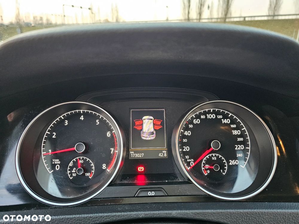 Volkswagen Golf 1.2 TSI BlueMotion Technology Cup - 25