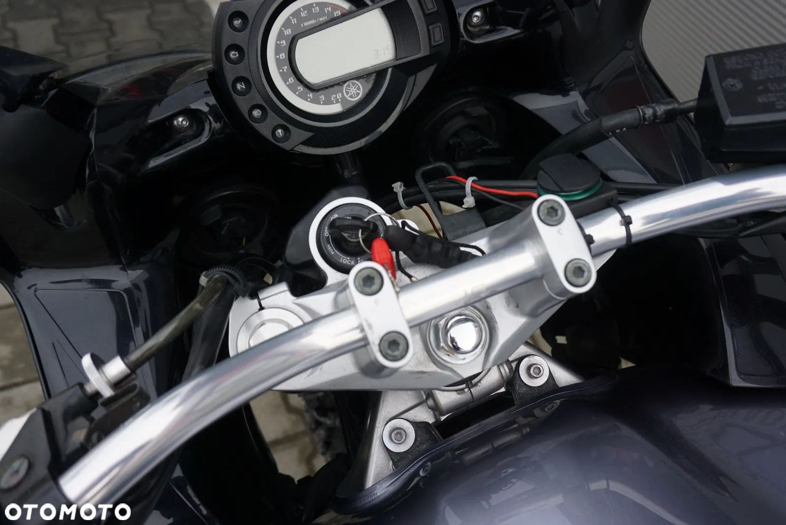 Yamaha FZ - 19