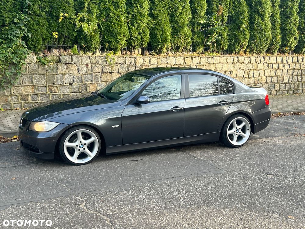 BMW Seria 3 ver-320i - 2