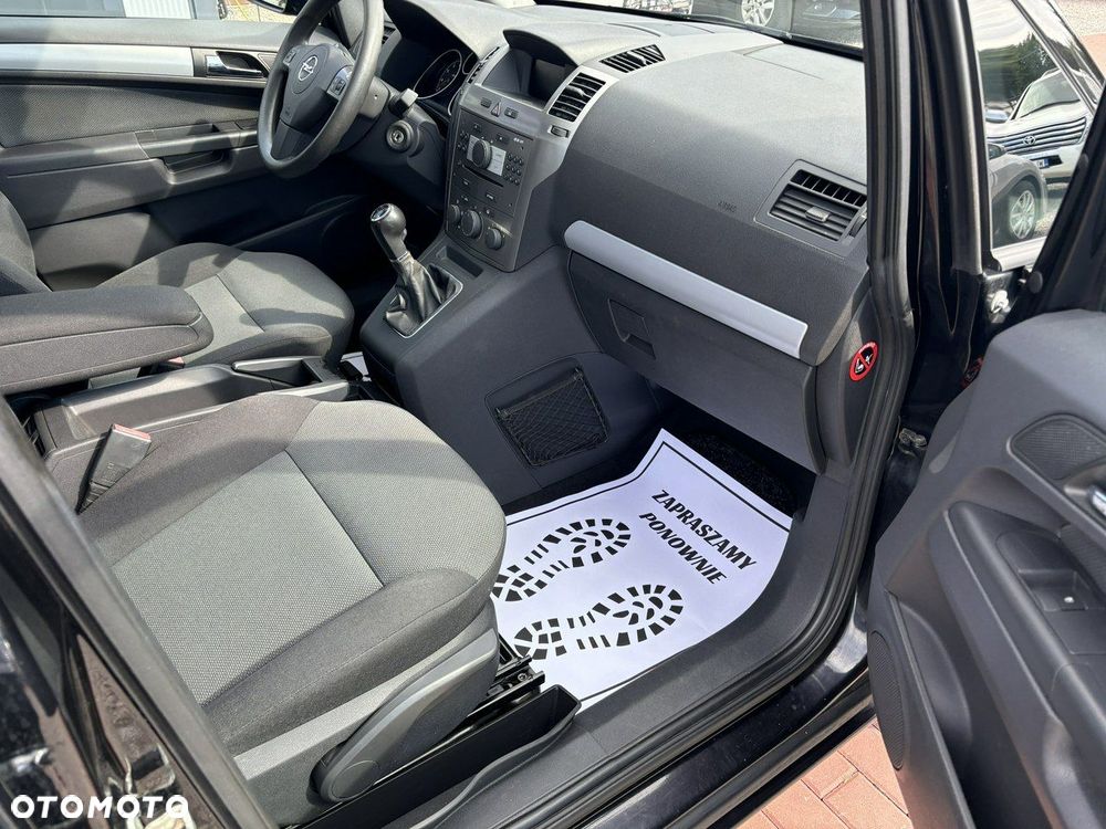 Opel Zafira - 19