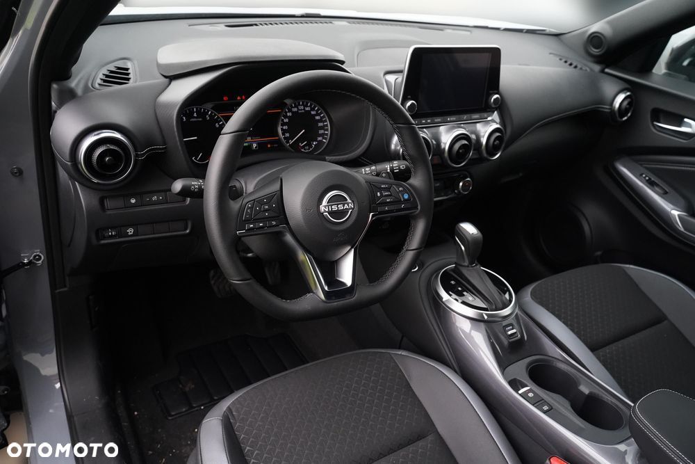 Nissan Juke 1.0 DIG-T Acenta DCT - 14
