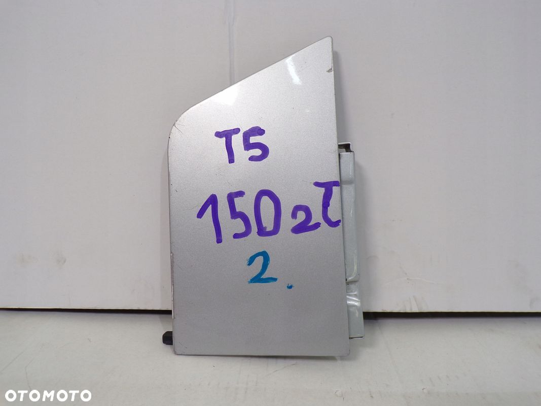 T5 TRANSPORTER MULTIVAN Klapka wlewu paliwa srebrna - 1