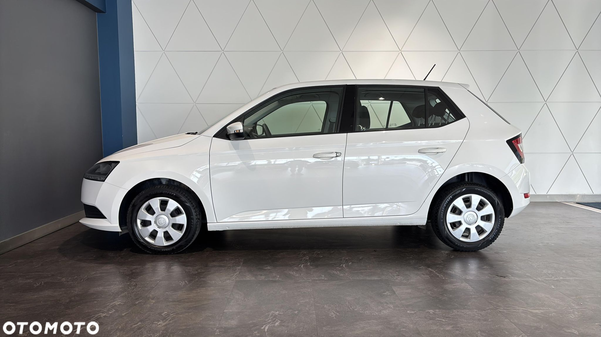 Skoda Fabia 1.0 Active - 2