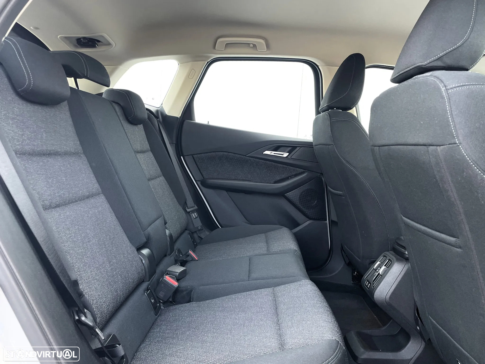 BMW 225xe Active Tourer e xDrive - 38