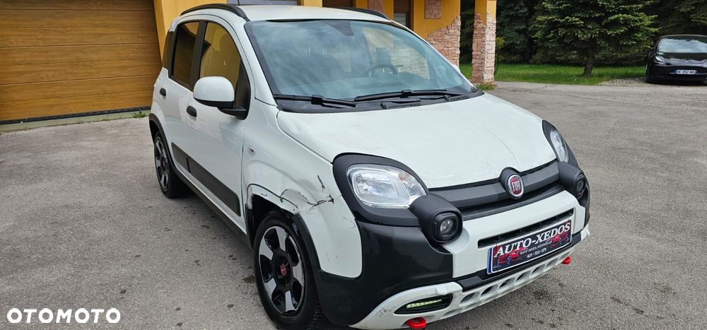 Fiat Panda 1.0 Hybrid City Cross - 2