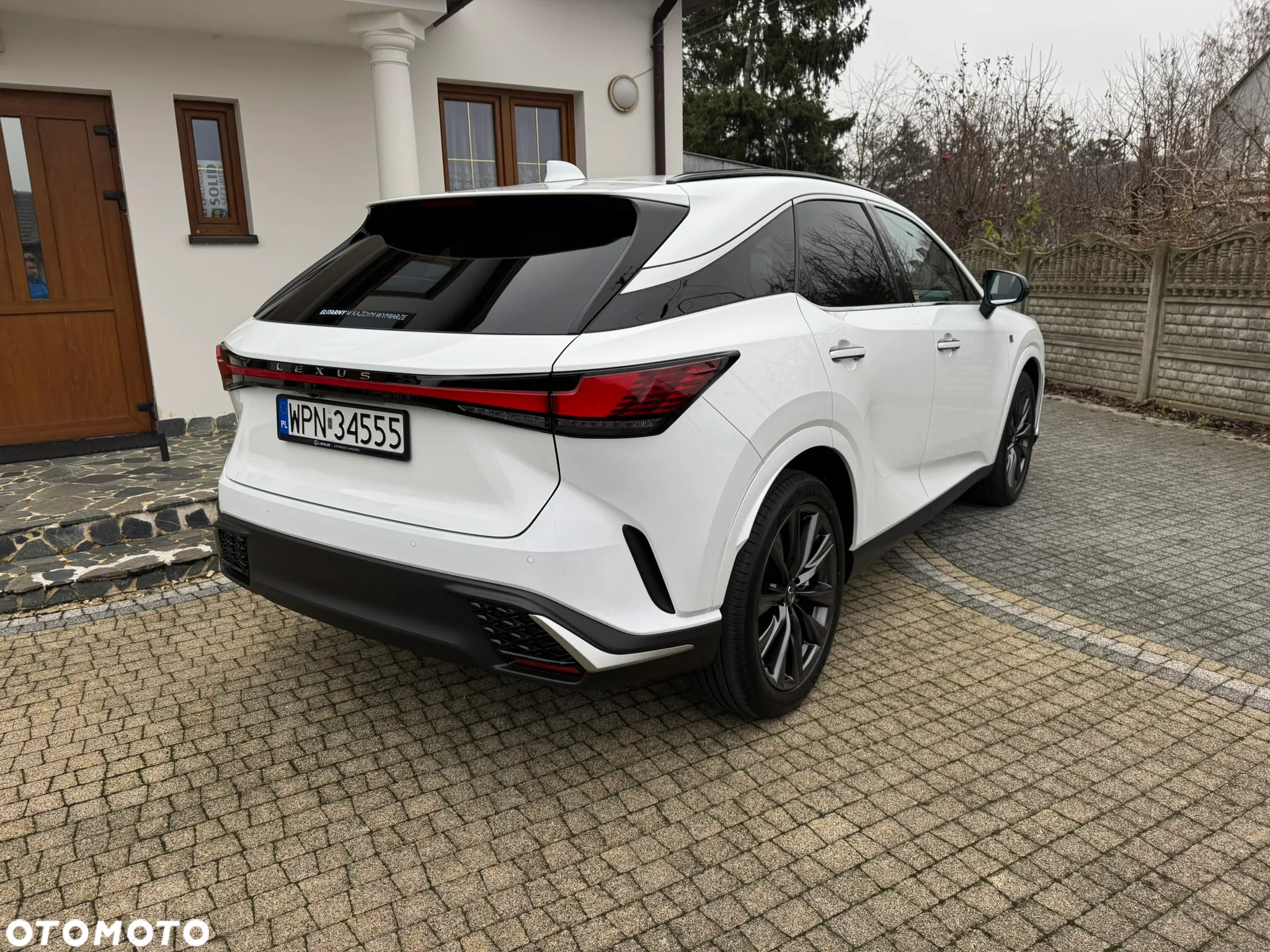 Lexus RX 350h F Sport Design - 3