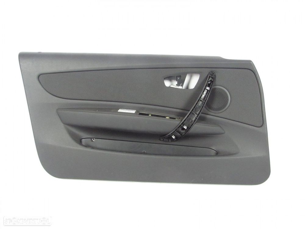 Forra da porta EM TECIDO Esquerdo/Frente Seminovo/ Original BMW 1 (E81)/BMW 1 Co...