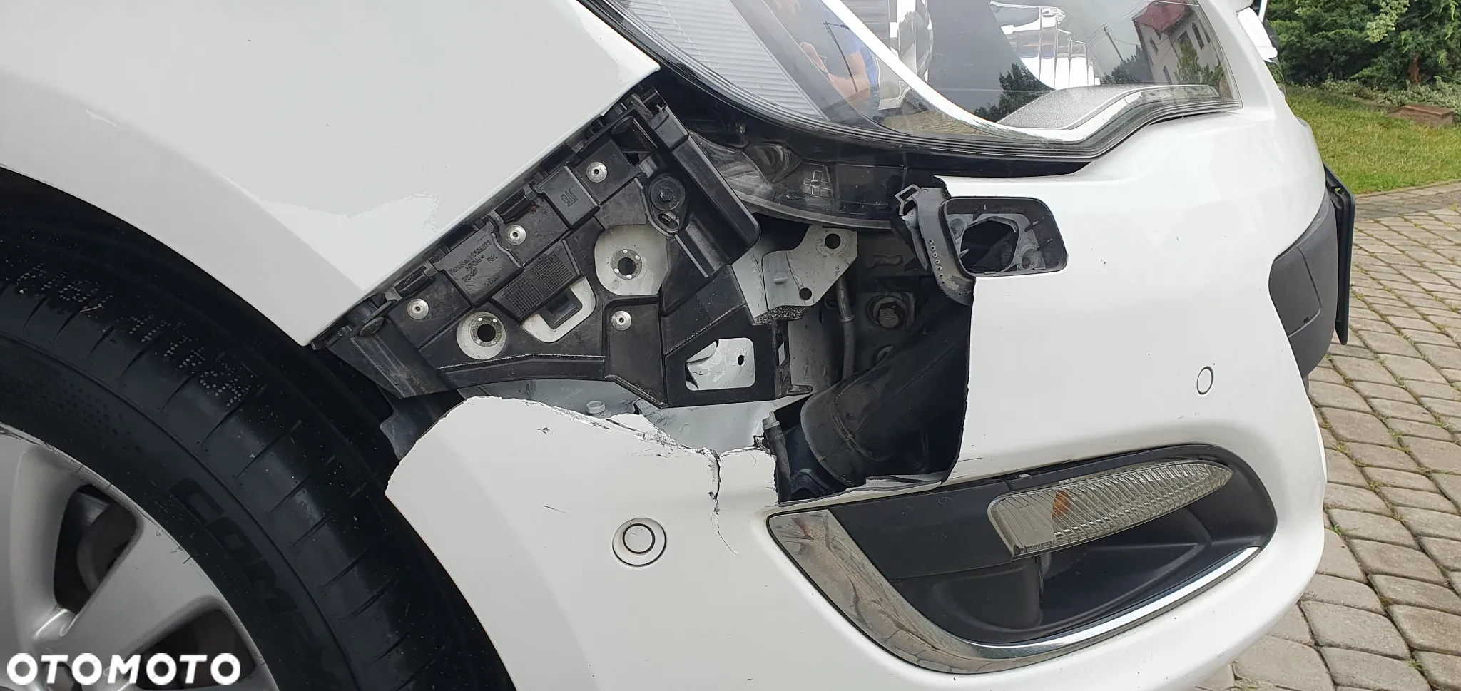 Opel Astra 2.0 CDTI Exklusiv - 38