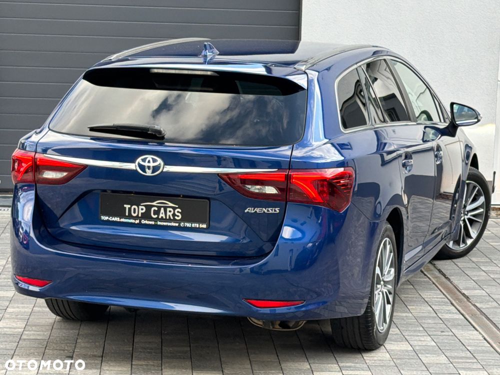 Toyota Avensis 1.8 Premium MS - 22