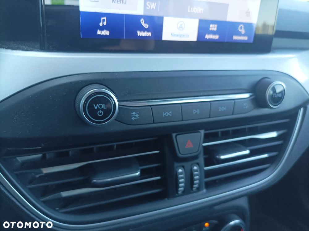 Ford Focus 1.0 EcoBoost mHEV Titanium X - 24