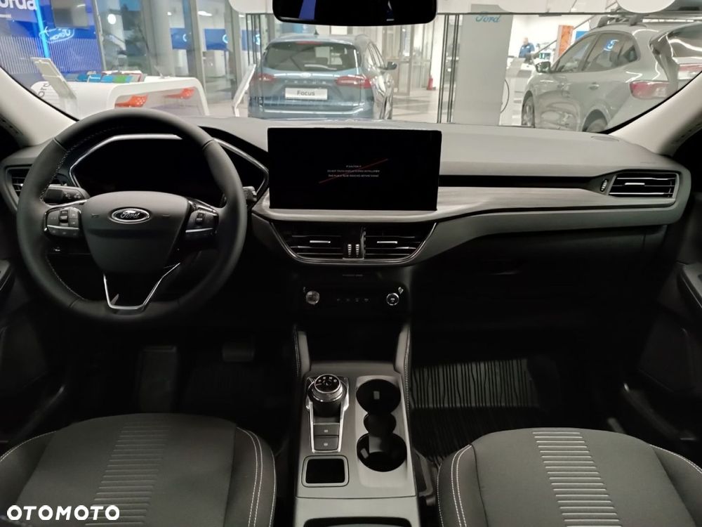 Ford Kuga - 12