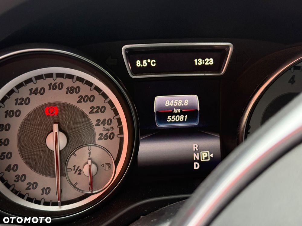 Mercedes-Benz GLA 220 d - 8