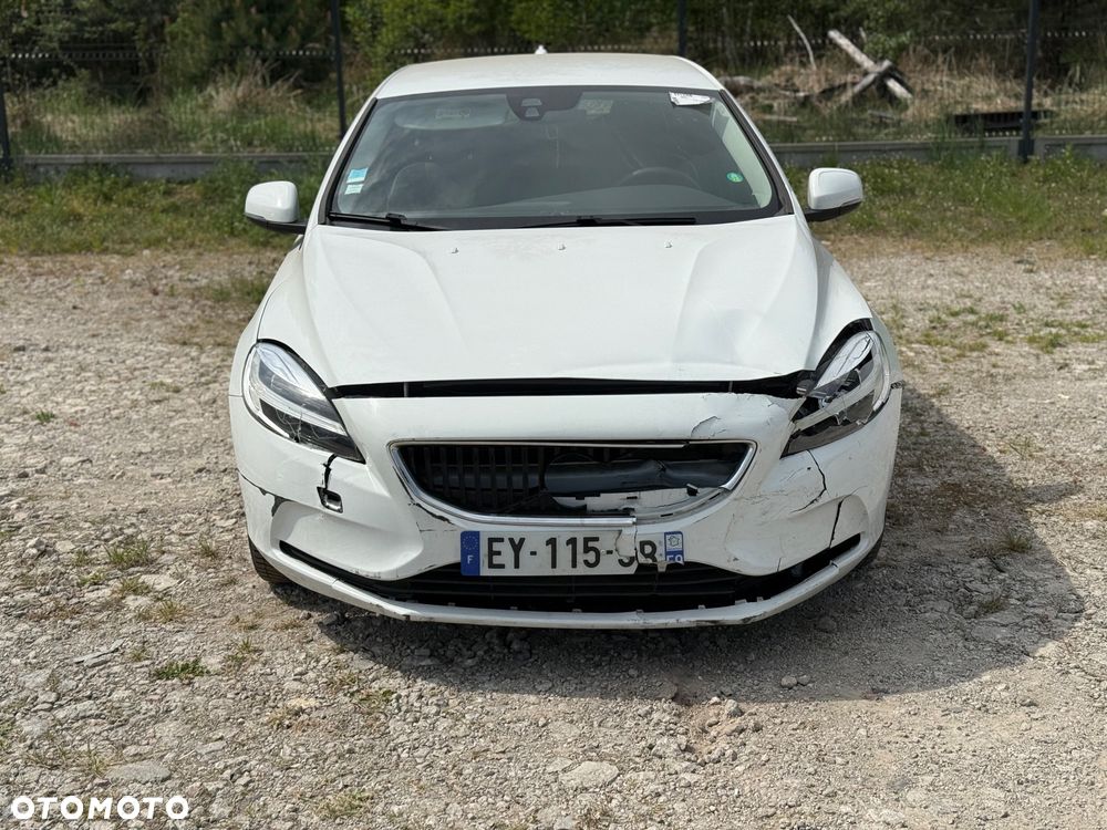Volvo V40 T2 Geartronic RDesign - 2