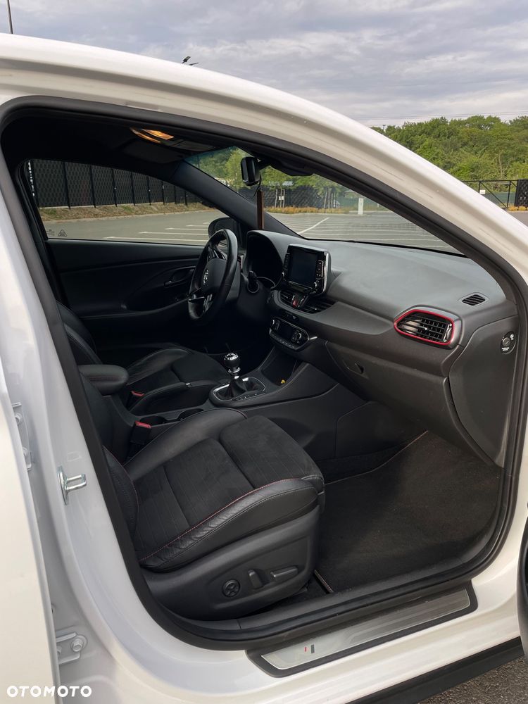 Hyundai i30 N Fastback 2.0 T-GDI Performance - 4