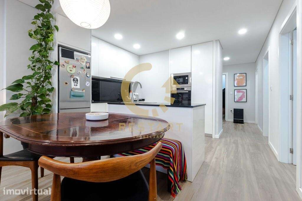 Apartamento T1+1 com 87 m2 no Porto. - Grande imagem: 5/25
