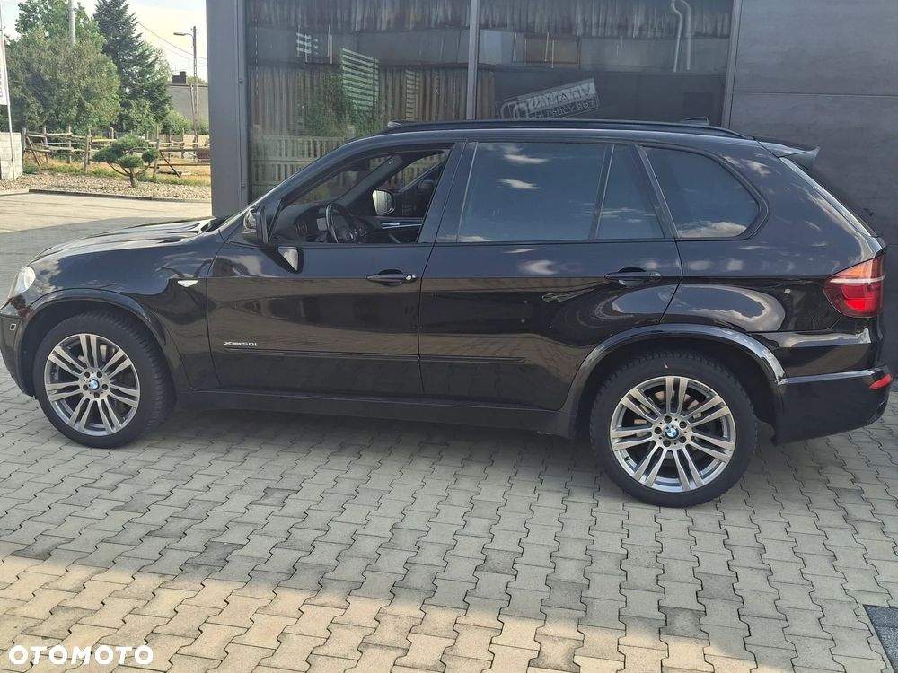 BMW X5 5.0i xDrive - 4