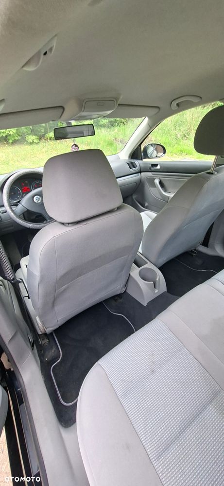 Volkswagen Jetta 1.9 TDI Comfortline - 9