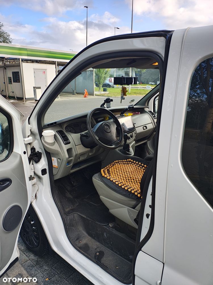 Opel Vivaro - 5