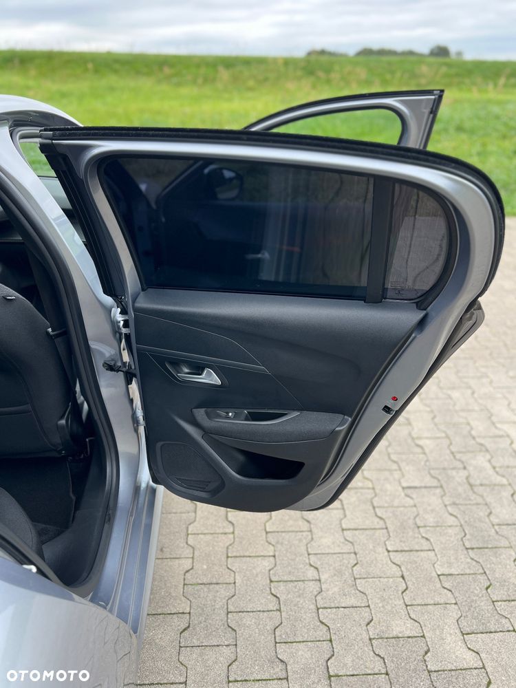 Peugeot 208 PureTech 100 EAT8 Allure Pack - 12