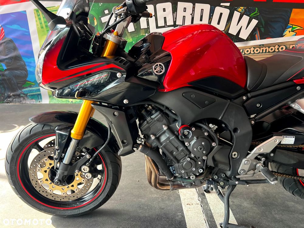 Yamaha FZ - 18