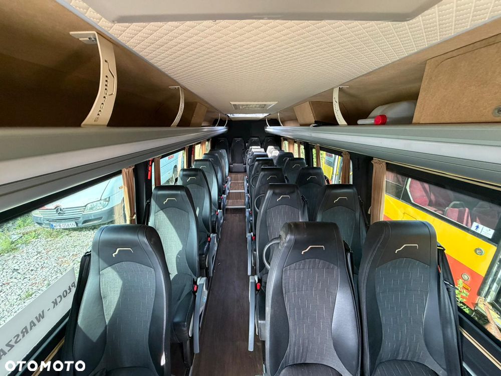 Mercedes-Benz Sprinter 519 - 10