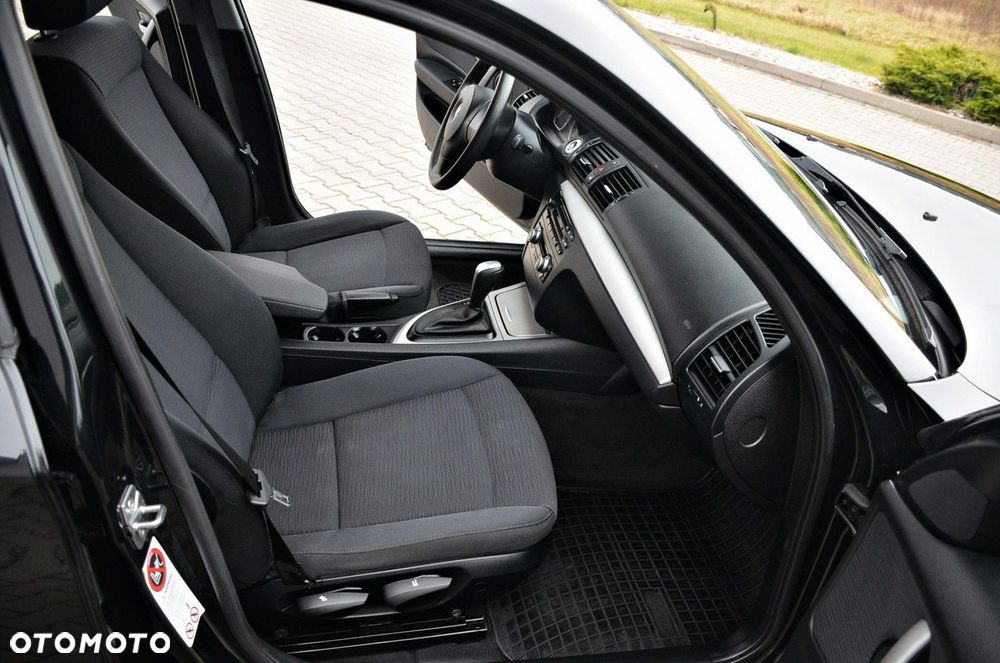 BMW Seria 1 - 15