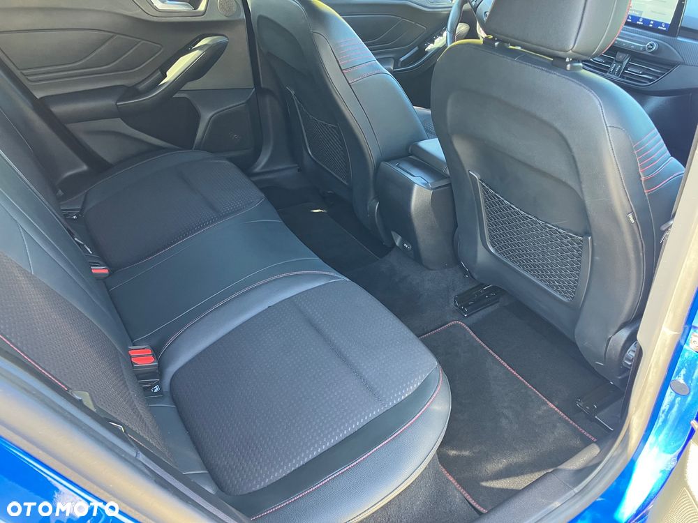Ford Focus 1.5 EcoBoost Start-Stopp-System ST-Line - 10