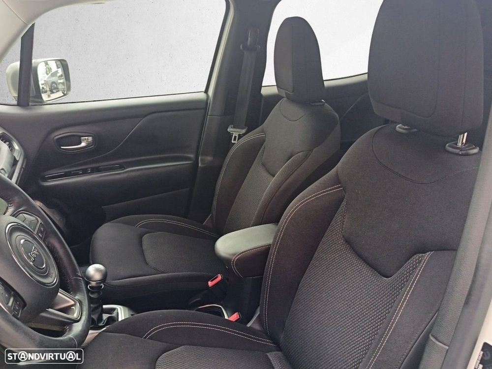 Jeep Renegade 1.0 T Longitude - 9