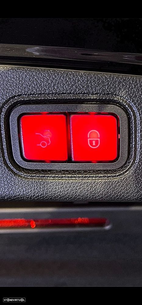 Mercedes-Benz E 300 d AMG Line - 20