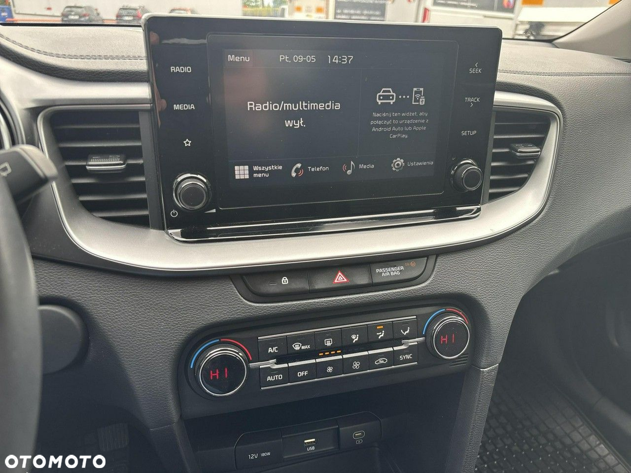 Kia XCeed 1.5 T-GDI M - 15
