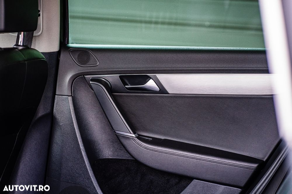 VOLKSWAGEN Passat 2011 — imagine 16