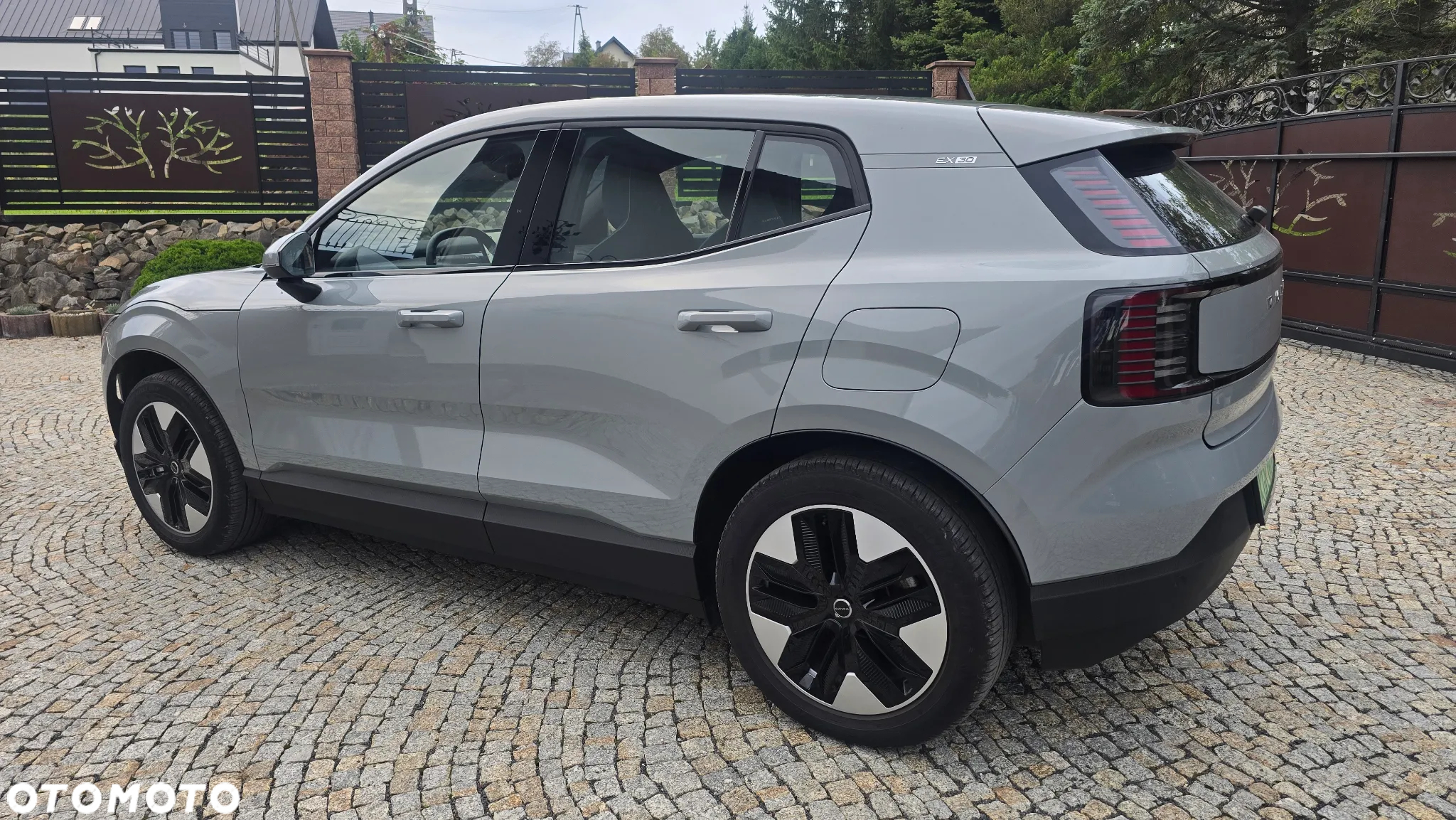 Volvo EX30 51kWh Single Motor Plus - 2