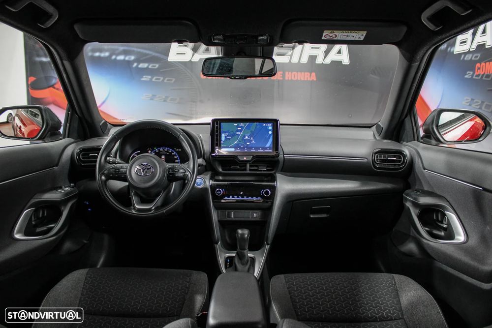 Toyota Yaris Cross 2023 photo 3